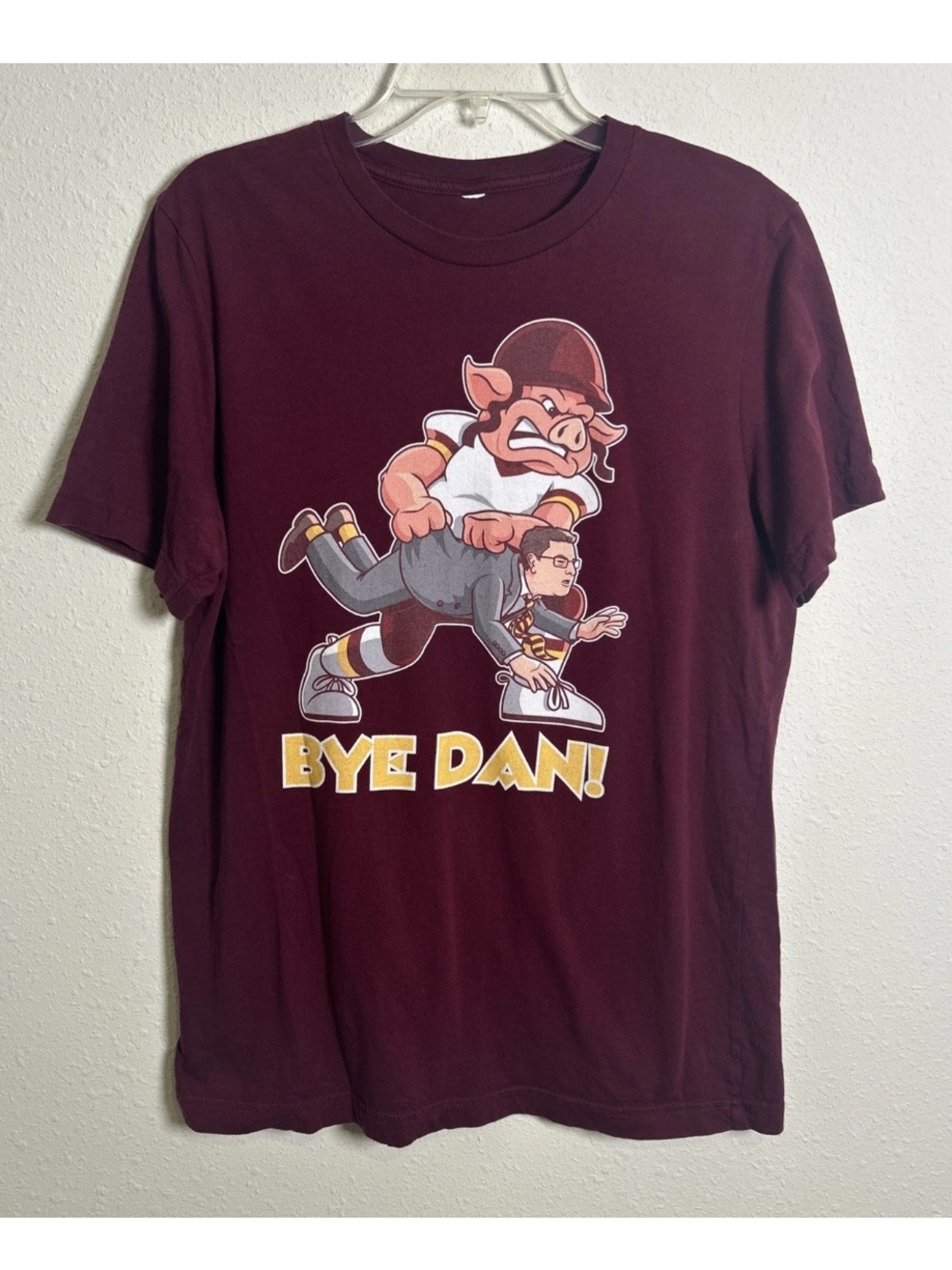 Barstool Sports Bye Dan Snyder Redskins Commanders Men’s Medium T-Shirt Burgundy